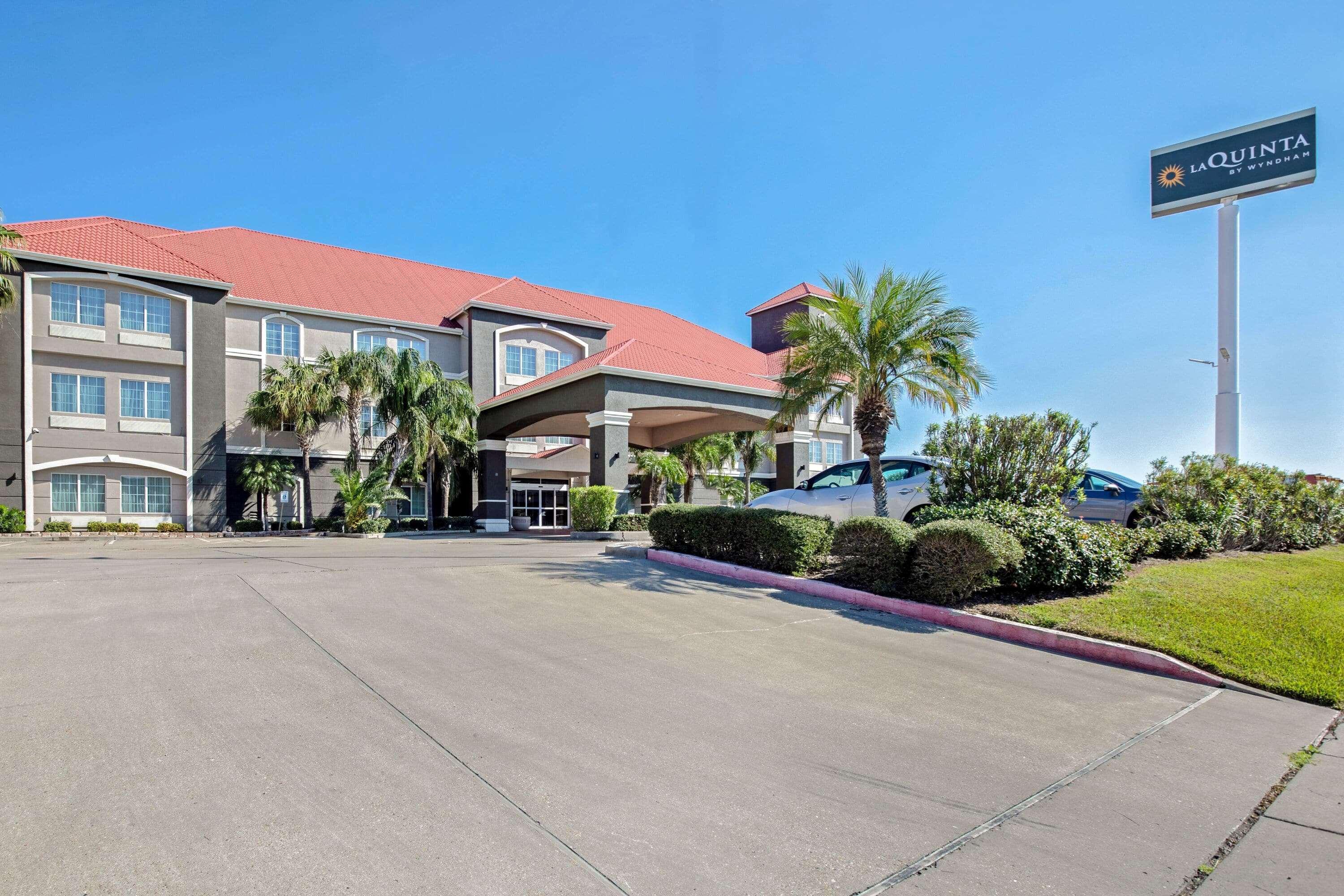La Quinta By Wyndham Corpus Christi Airport Hotel Ngoại thất bức ảnh